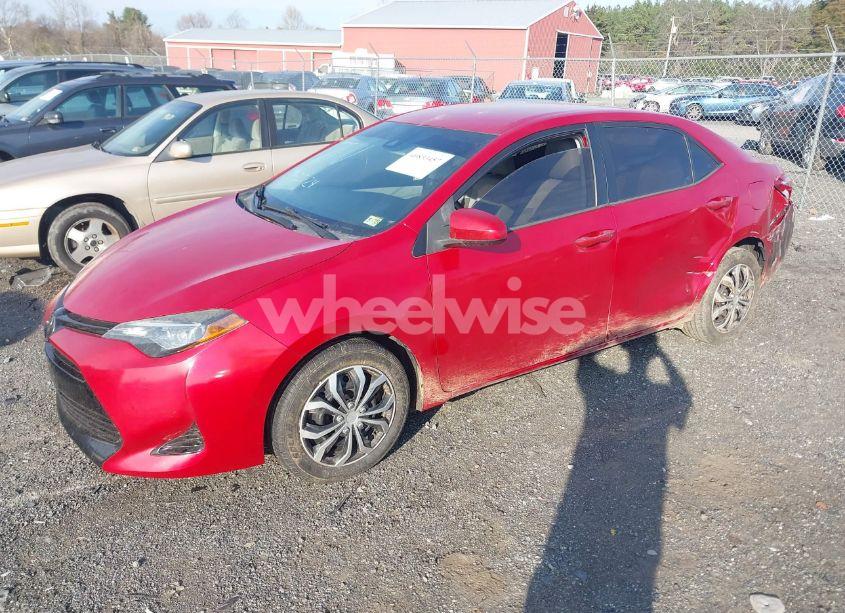 Photo 2 of 2018 Toyota Corolla LE (VIN 2T1BURHE2JC043831)