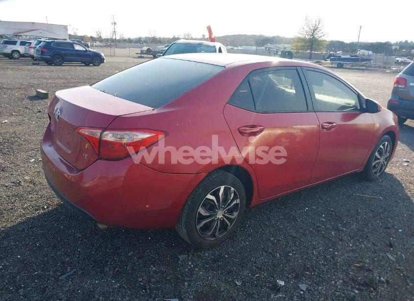 Photo 4 of 2018 Toyota Corolla LE (VIN 2T1BURHE2JC043831)