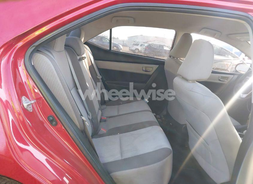 Photo 8 of 2018 Toyota Corolla LE (VIN 2T1BURHE2JC043831)