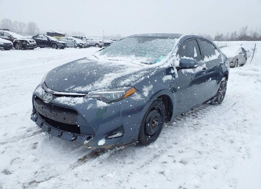 Photo 2 of 2018 Toyota Corolla L/LE/XLE/SE/XSE (VIN 2T1BURHE2JC049046)