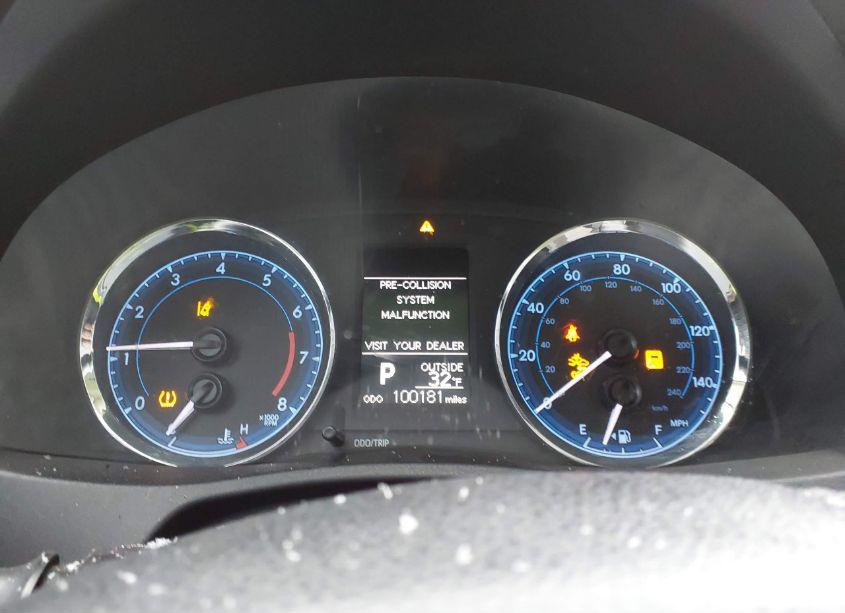 Photo 7 of 2018 Toyota Corolla L/LE/XLE/SE/XSE (VIN 2T1BURHE2JC049046)