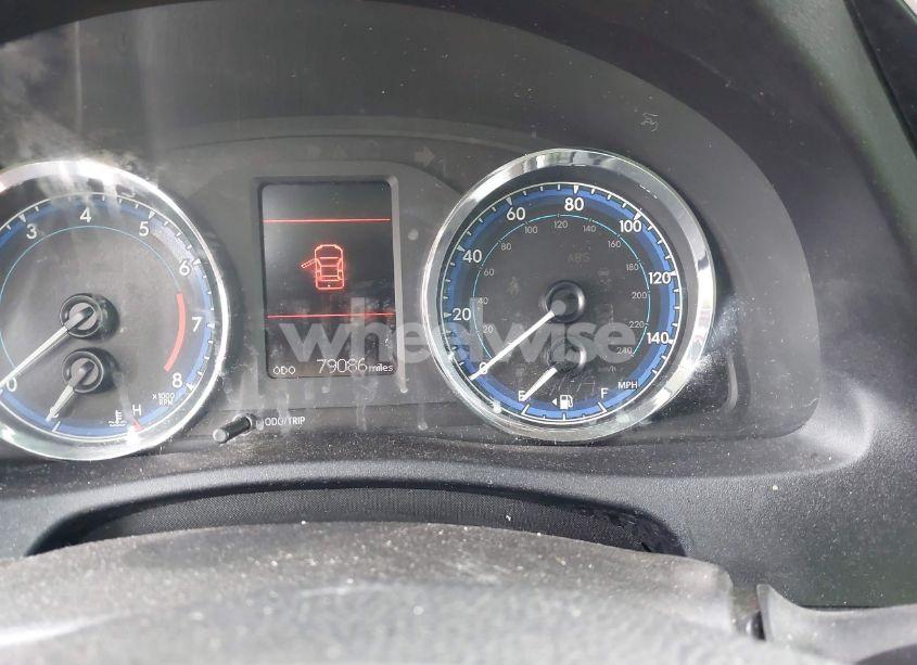 Photo 7 of 2018 Toyota Corolla L (VIN 2T1BURHE2JC074819)