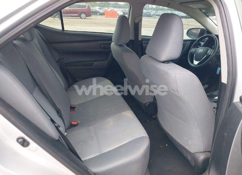 Photo 8 of 2018 Toyota Corolla L (VIN 2T1BURHE2JC074819)