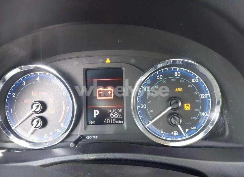 Photo 7 of 2018 Toyota Corolla LE (VIN 2T1BURHE2JC085254)