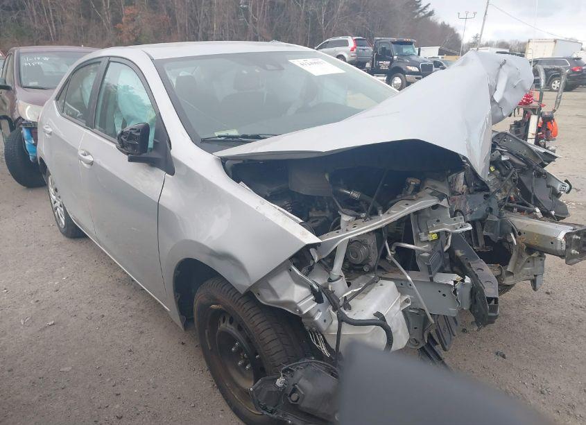 2018 Toyota Corolla LE (VIN 2T1BURHE2JC086663) main photo