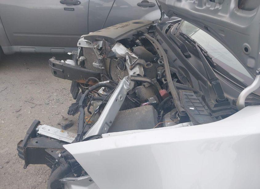 Photo 17 of 2018 Toyota Corolla LE (VIN 2T1BURHE2JC086663)