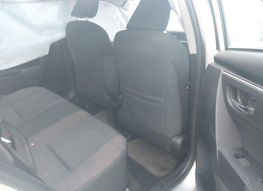 Photo 8 of 2018 Toyota Corolla LE (VIN 2T1BURHE2JC086663)