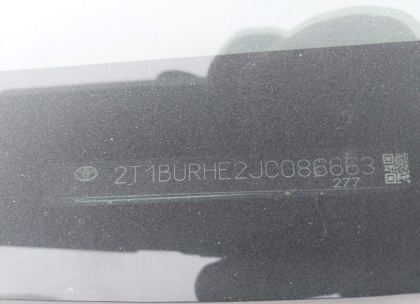 Photo 9 of 2018 Toyota Corolla LE (VIN 2T1BURHE2JC086663)