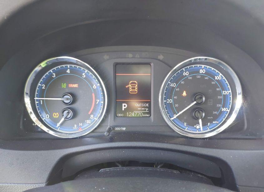 Photo 7 of 2018 Toyota Corolla LE (VIN 2T1BURHE2JC088557)