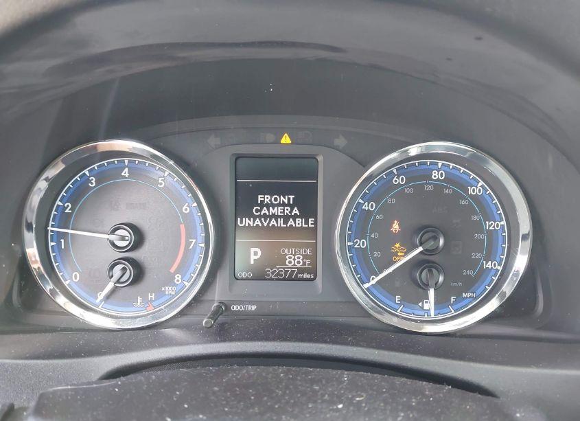 Photo 7 of 2018 Toyota Corolla LE (VIN 2T1BURHE2JC098814)