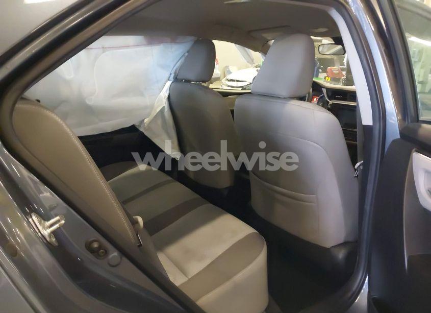 Photo 8 of 2018 Toyota Corolla LE (VIN 2T1BURHE2JC105972)