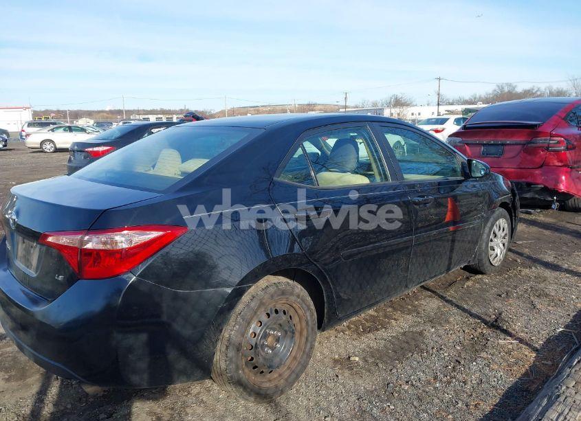 Photo 14 of 2018 Toyota Corolla LE (VIN 2T1BURHE2JC116826)