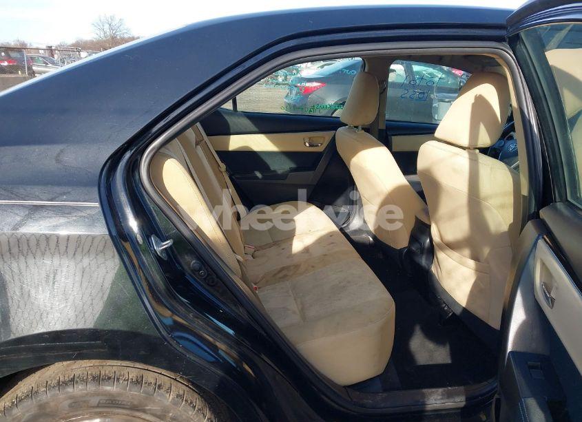 Photo 8 of 2018 Toyota Corolla LE (VIN 2T1BURHE2JC116826)