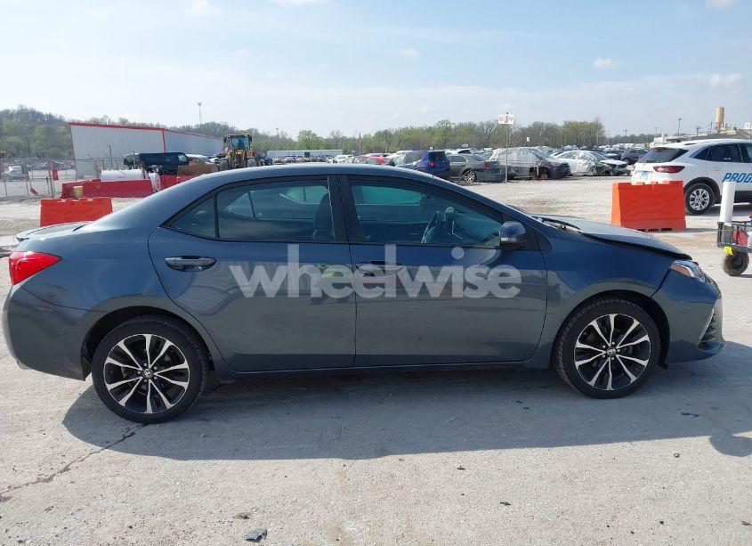 Photo 13 of 2018 Toyota Corolla SE (VIN 2T1BURHE2JC967962)