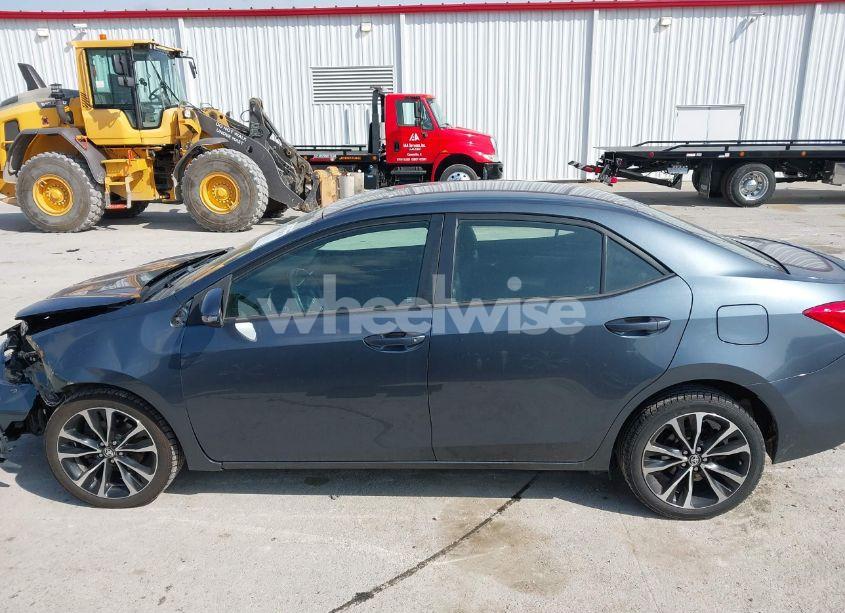 Photo 14 of 2018 Toyota Corolla SE (VIN 2T1BURHE2JC967962)