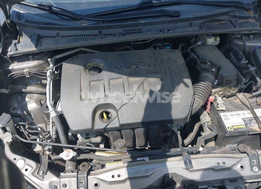 Photo 10 of 2018 Toyota Corolla SE (VIN 2T1BURHE2JC971073)