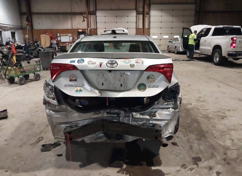 Photo 17 of 2018 Toyota Corolla XSE (VIN 2T1BURHE2JC985314)