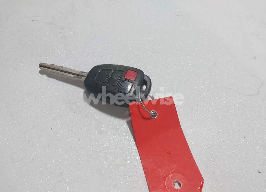 Photo 11 of 2018 Toyota Corolla LE (VIN 2T1BURHE2JC986608)