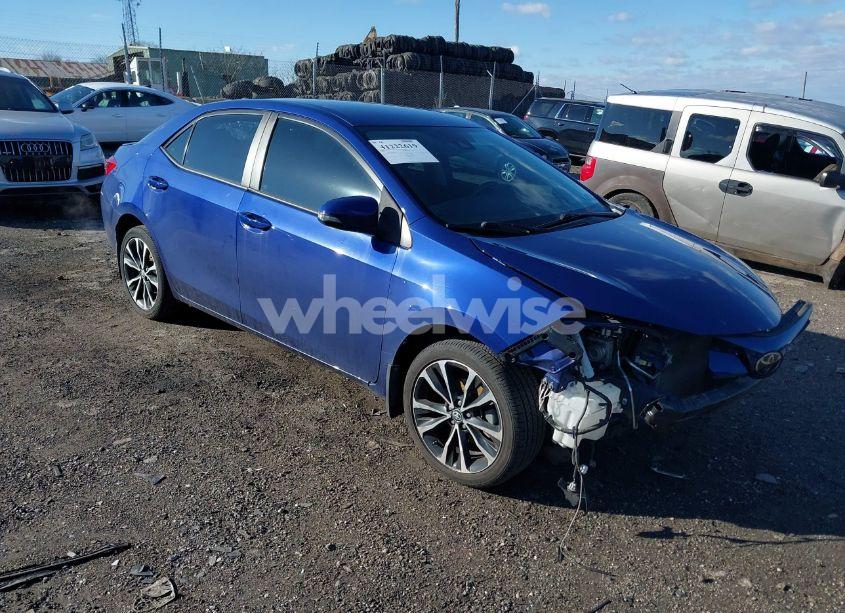 2019 Toyota Corolla SE (VIN 2T1BURHE2KC136138) main photo