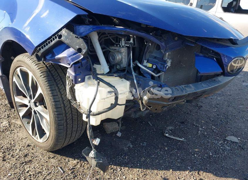 Photo 19 of 2019 Toyota Corolla SE (VIN 2T1BURHE2KC136138)