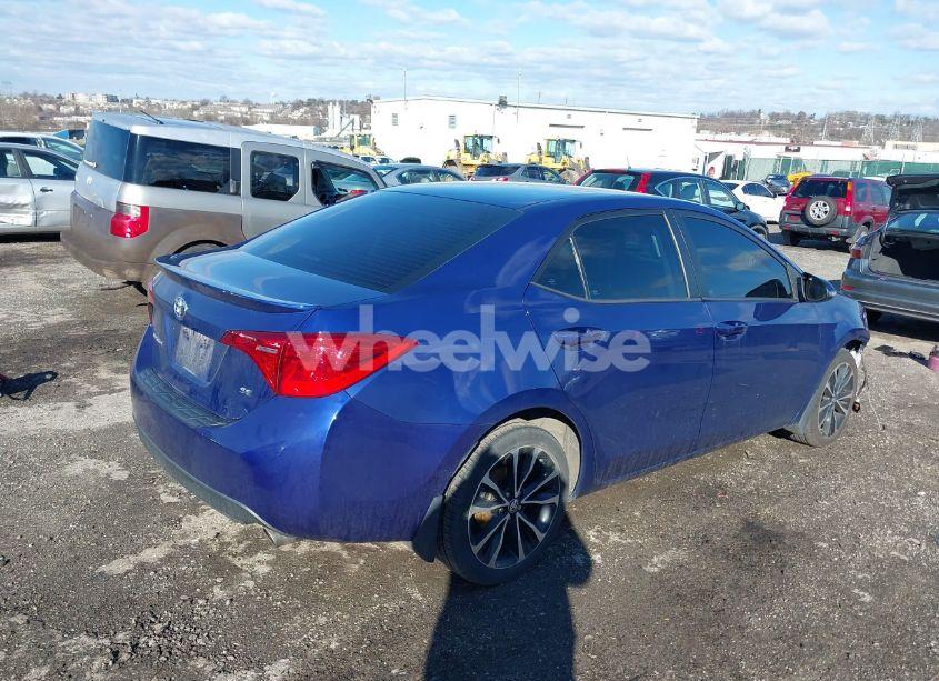 Photo 4 of 2019 Toyota Corolla SE (VIN 2T1BURHE2KC136138)