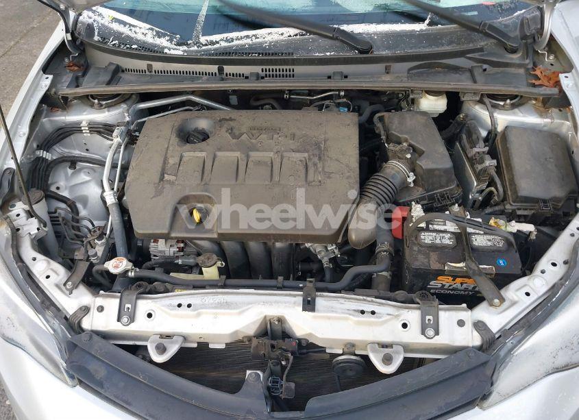 Photo 10 of 2019 Toyota Corolla L/LE/XLE/SE/XSE (VIN 2T1BURHE2KC139752)