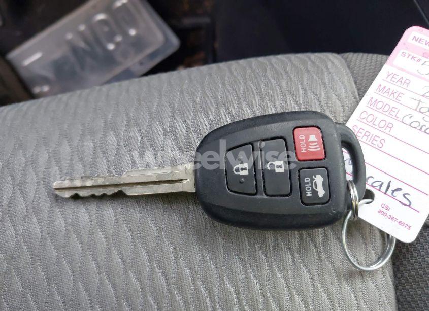 Photo 11 of 2019 Toyota Corolla L/LE/XLE/SE/XSE (VIN 2T1BURHE2KC139752)