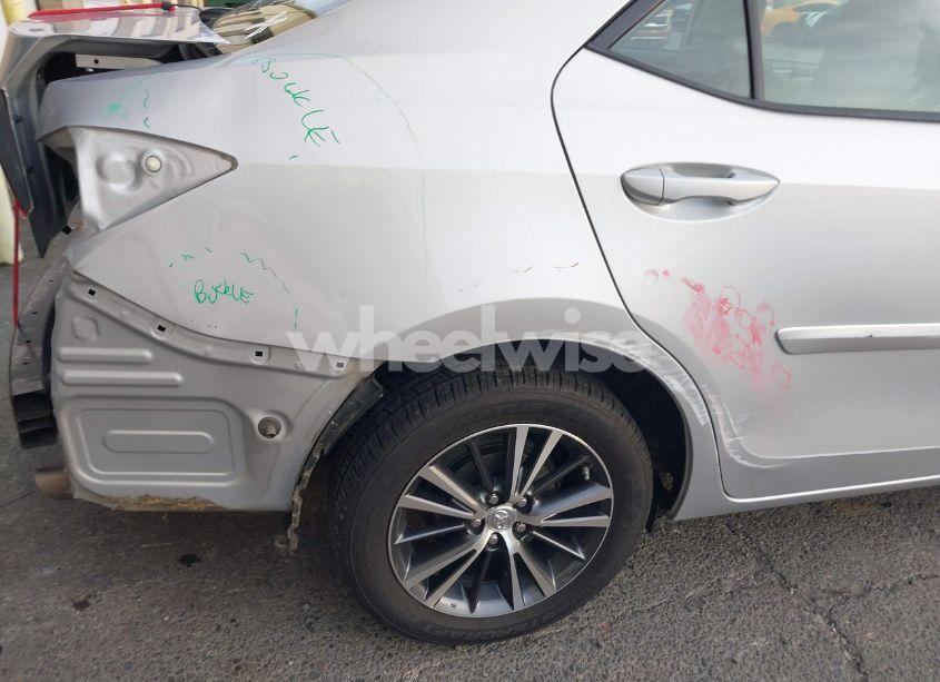 Photo 22 of 2019 Toyota Corolla L/LE/XLE/SE/XSE (VIN 2T1BURHE2KC139752)