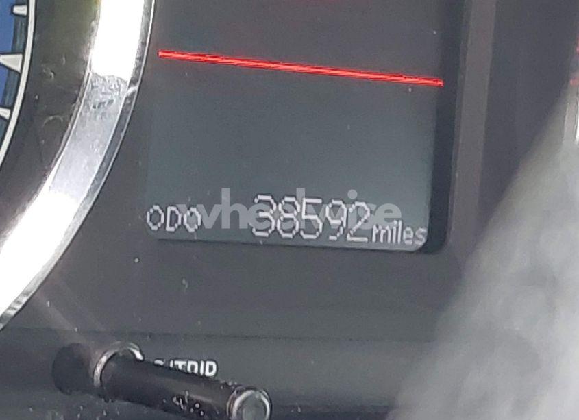 Photo 16 of 2019 Toyota Corolla LE (VIN 2T1BURHE2KC146071)