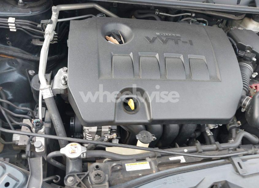 Photo 10 of 2019 Toyota Corolla LE (VIN 2T1BURHE2KC162352)