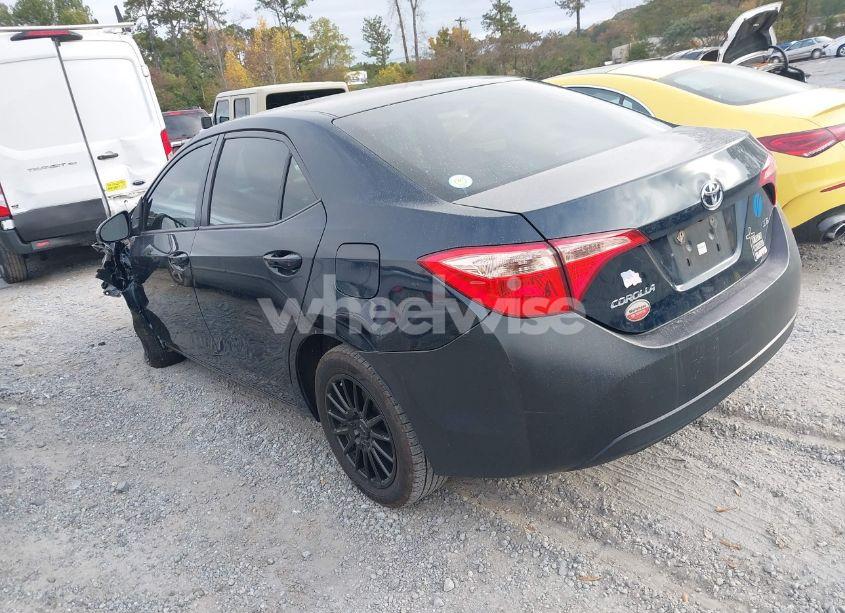 Photo 3 of 2019 Toyota Corolla LE (VIN 2T1BURHE2KC162352)