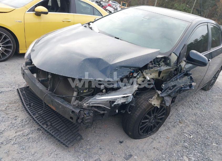 Photo 6 of 2019 Toyota Corolla LE (VIN 2T1BURHE2KC162352)