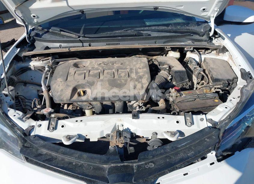 Photo 10 of 2019 Toyota Corolla LE (VIN 2T1BURHE2KC176395)