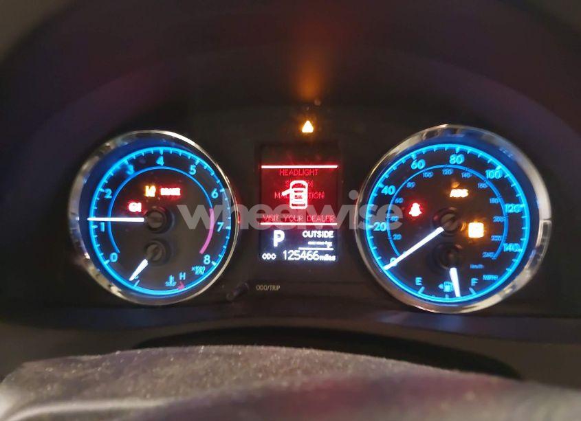 Photo 7 of 2019 Toyota Corolla LE (VIN 2T1BURHE2KC181404)