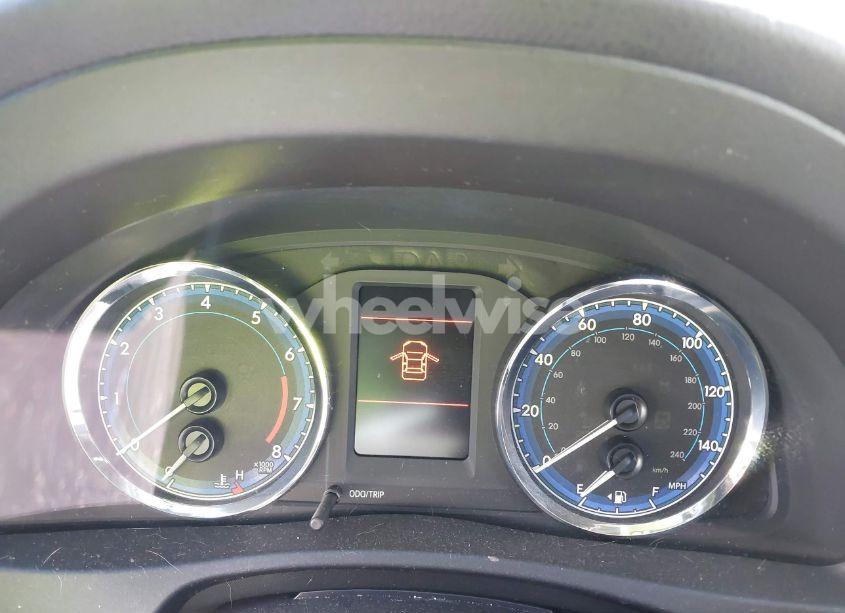 Photo 14 of 2019 Toyota Corolla LE (VIN 2T1BURHE2KC186389)