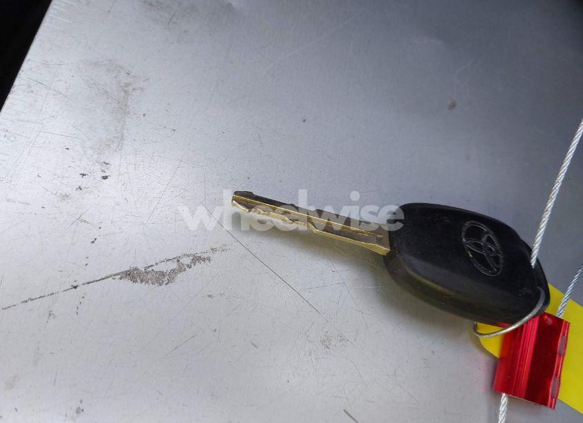 Photo 11 of 2019 Toyota Corolla LE (VIN 2T1BURHE2KC199630)