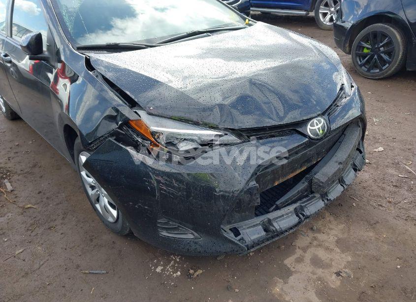 Photo 6 of 2019 Toyota Corolla LE (VIN 2T1BURHE2KC202994)