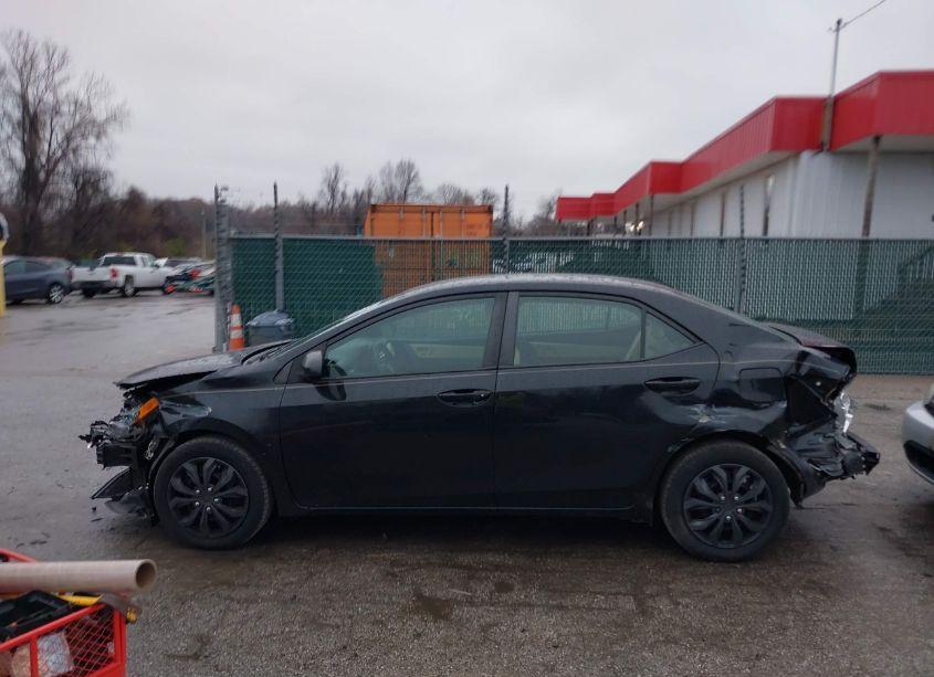 Photo 15 of 2019 Toyota Corolla LE (VIN 2T1BURHE2KC206043)