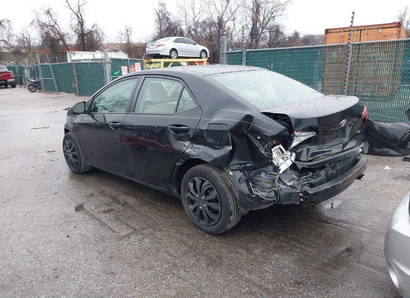 Photo 3 of 2019 Toyota Corolla LE (VIN 2T1BURHE2KC206043)