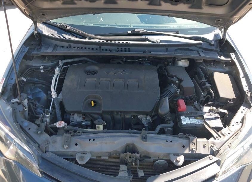 Photo 10 of 2019 Toyota Corolla LE (VIN 2T1BURHE2KC206690)