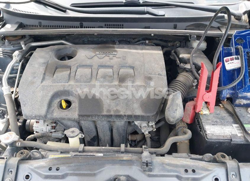 Photo 10 of 2019 Toyota Corolla LE (VIN 2T1BURHE2KC206835)