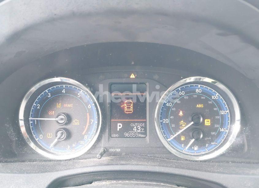 Photo 7 of 2019 Toyota Corolla LE (VIN 2T1BURHE2KC206835)