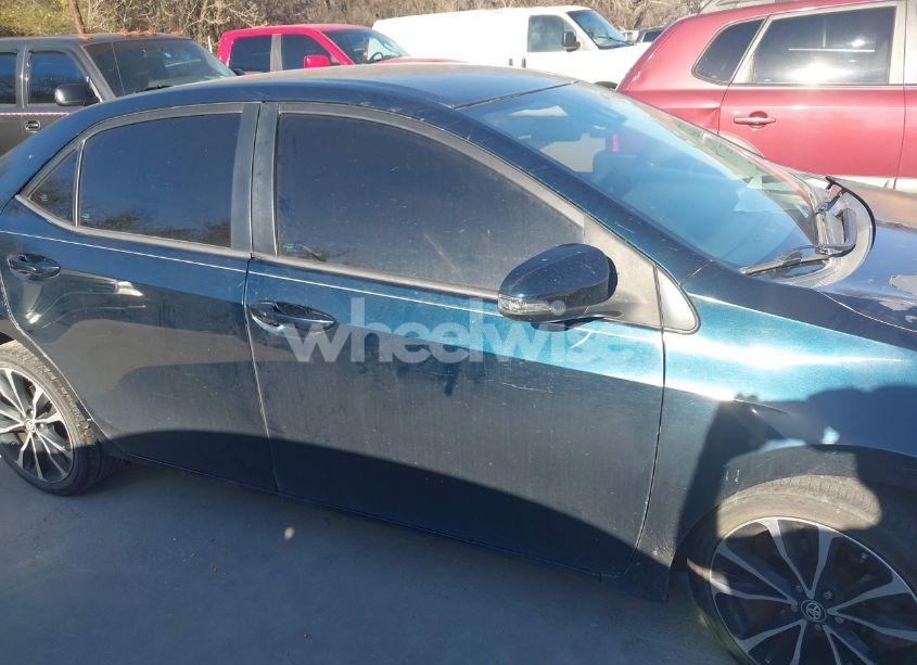 Photo 13 of 2019 Toyota Corolla SE (VIN 2T1BURHE2KC222694)