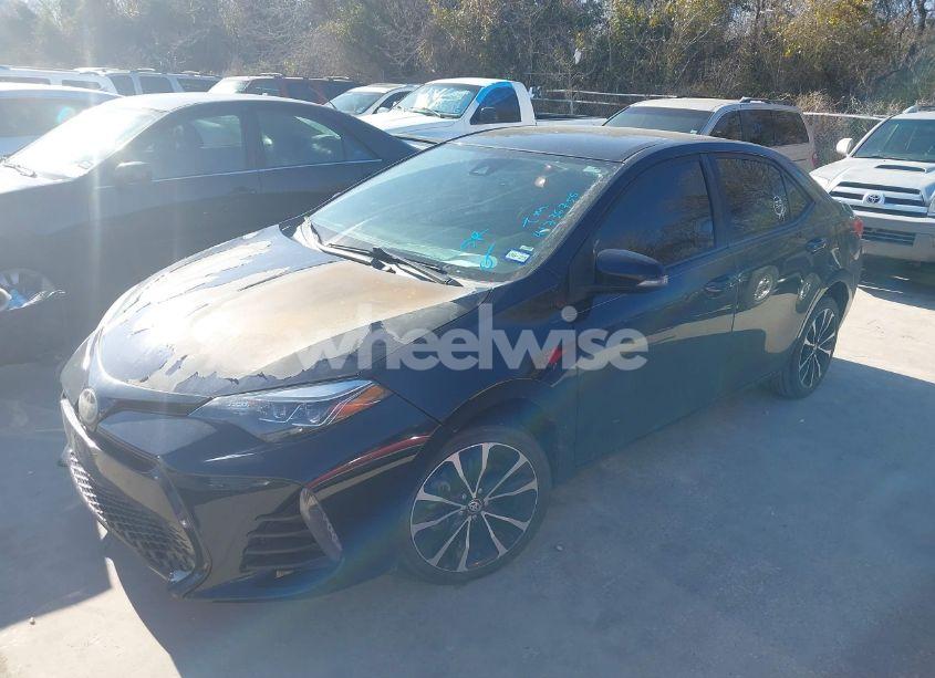 Photo 2 of 2019 Toyota Corolla SE (VIN 2T1BURHE2KC222694)
