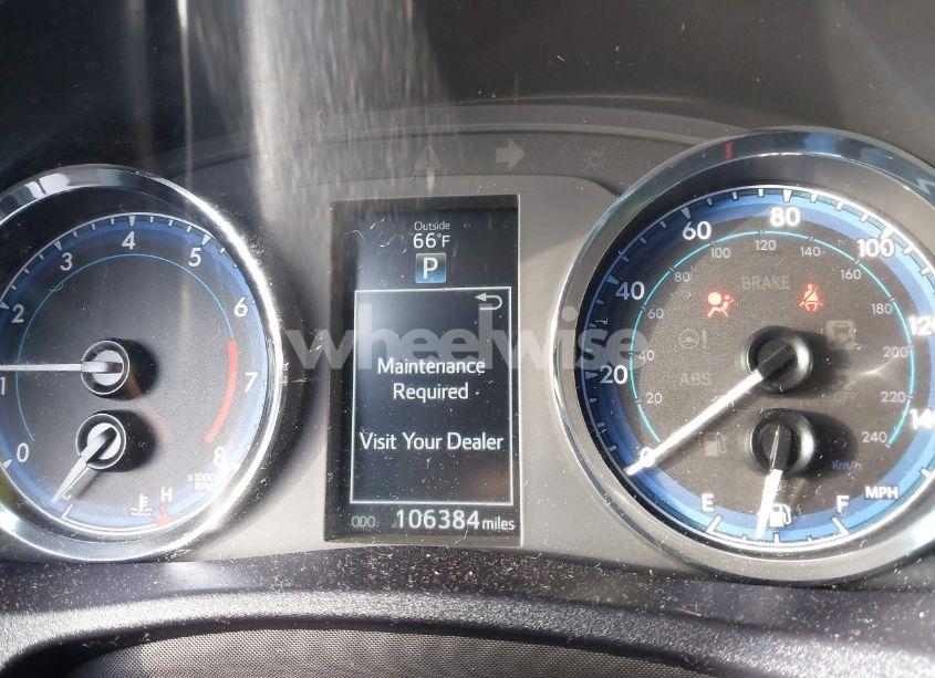 Photo 7 of 2019 Toyota Corolla SE (VIN 2T1BURHE2KC222694)