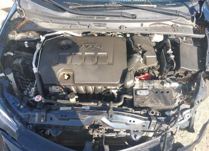 Photo 10 of 2019 Toyota Corolla LE (VIN 2T1BURHE2KC223568)