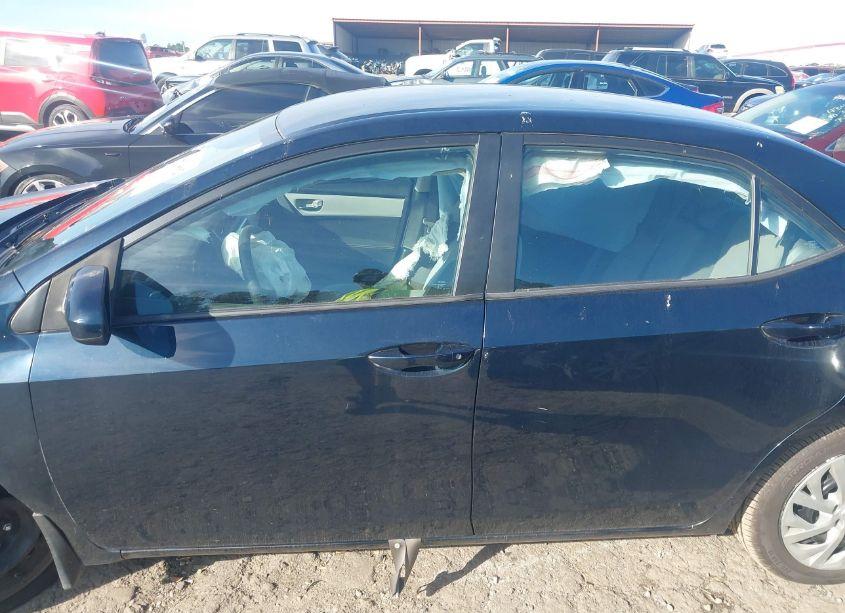 Photo 14 of 2019 Toyota Corolla LE (VIN 2T1BURHE2KC223568)