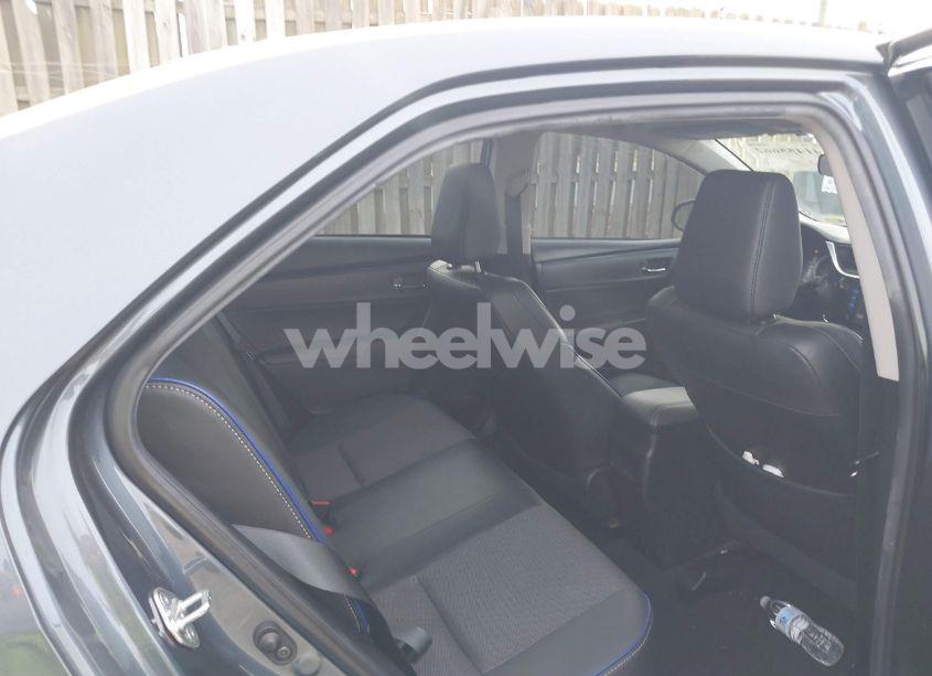 Photo 8 of 2019 Toyota Corolla L/LE/XLE/SE/XSE (VIN 2T1BURHE2KC224221)