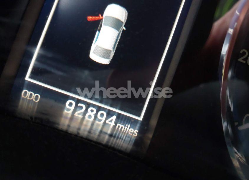 Photo 15 of 2019 Toyota Corolla SE (VIN 2T1BURHE2KC225059)