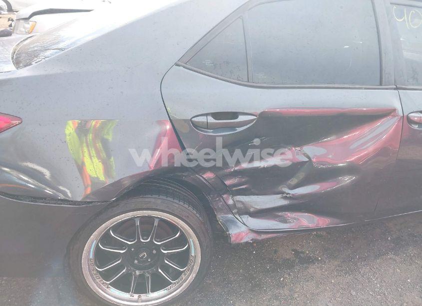 Photo 6 of 2019 Toyota Corolla LE (VIN 2T1BURHE2KC240726)